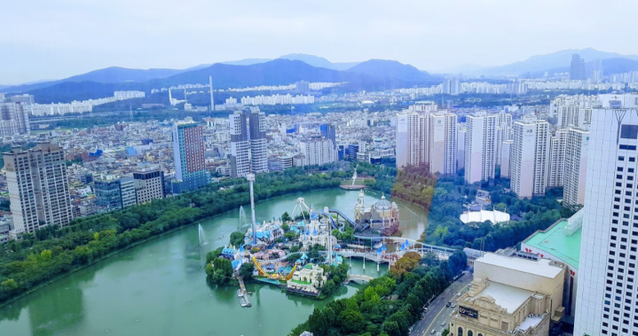 Lotte World Tower.png