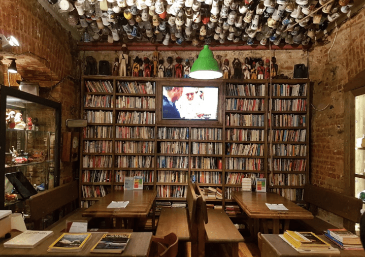 Varuna Gezgin Cafe İstanbul